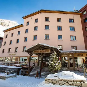 Langley Victors Val-dʼIsère